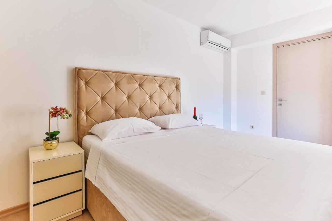 בודווה Montesun Fontana Apartments מראה חיצוני תמונה