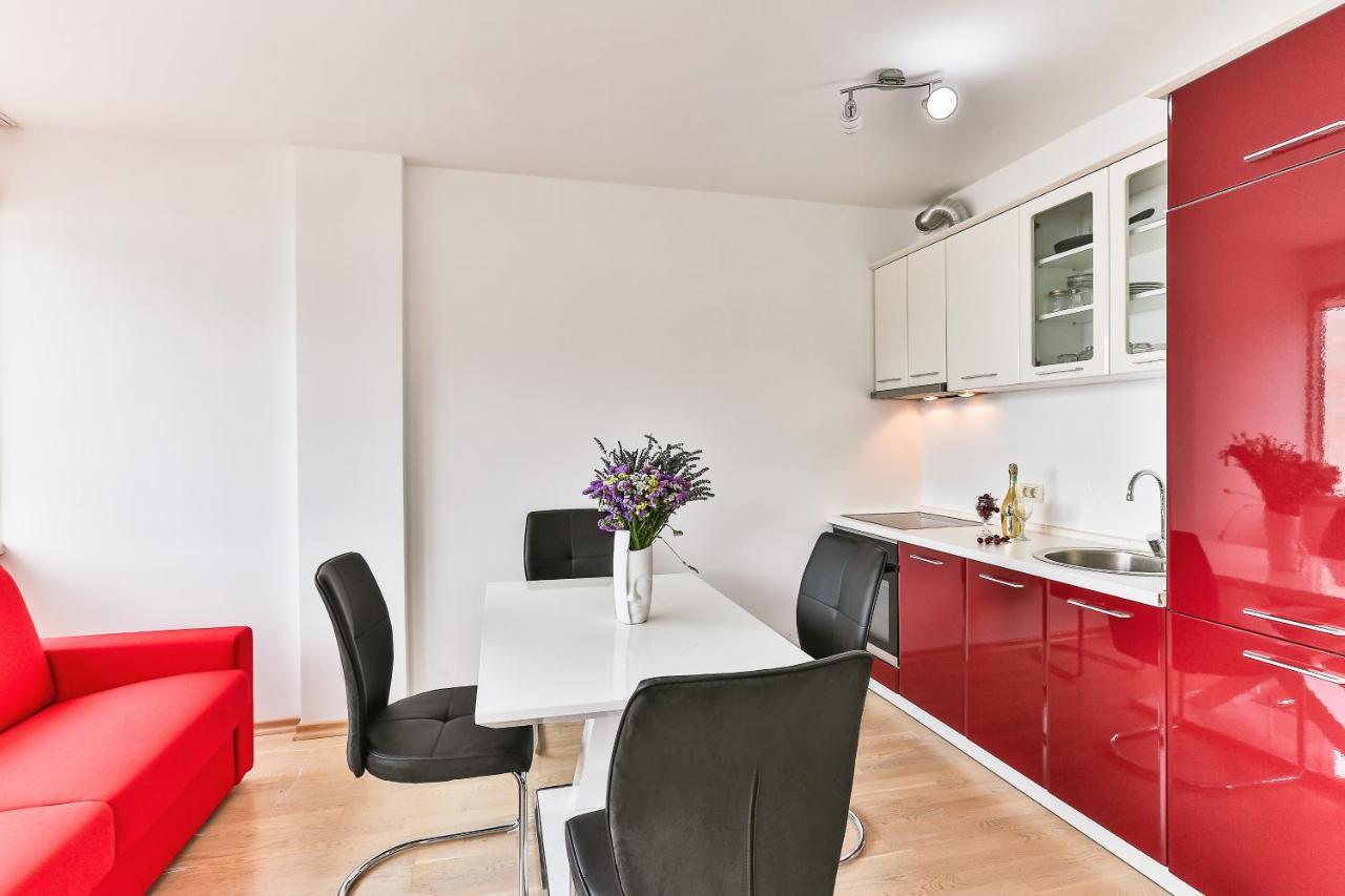 בודווה Montesun Fontana Apartments מראה חיצוני תמונה