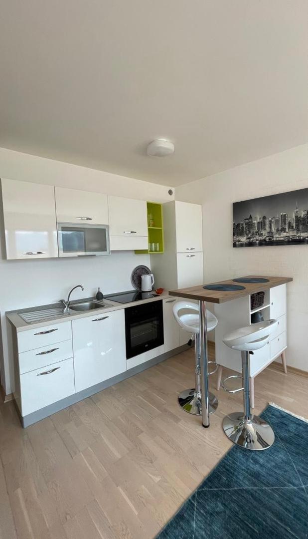 בודווה Montesun Fontana Apartments מראה חיצוני תמונה